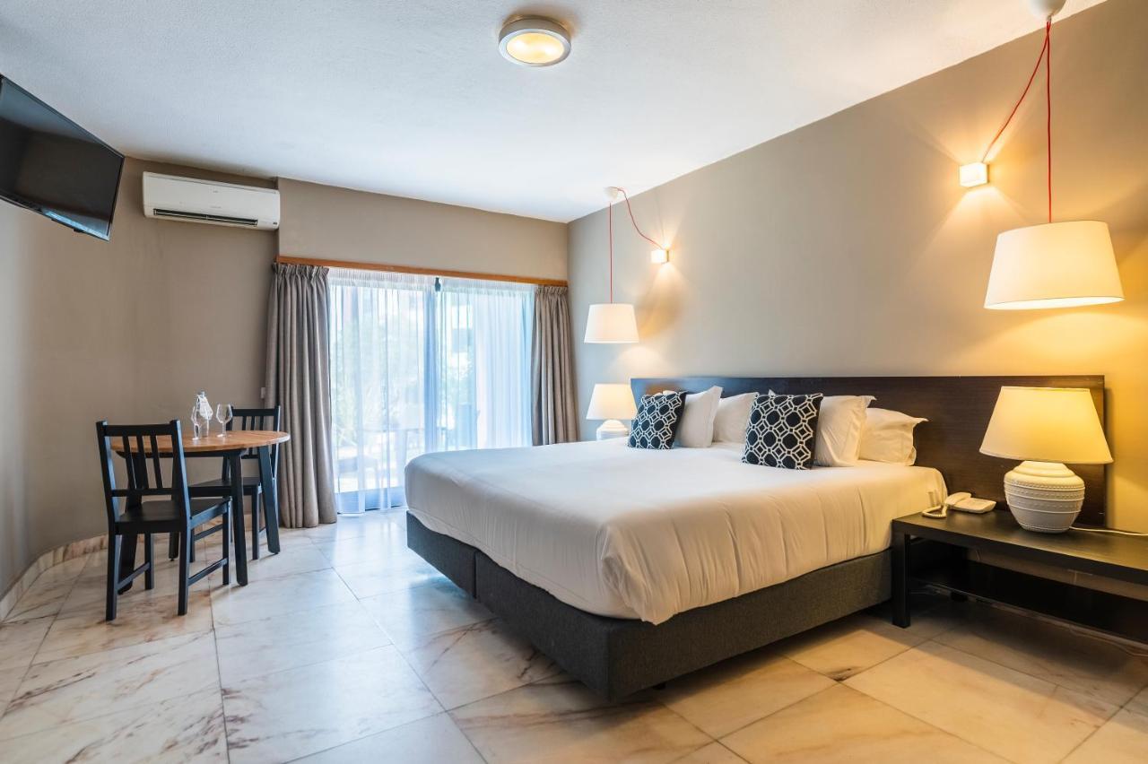 Topazio Vibe Beach Hotel & Apartments - Adults Friendly Albufeira Szoba fotó