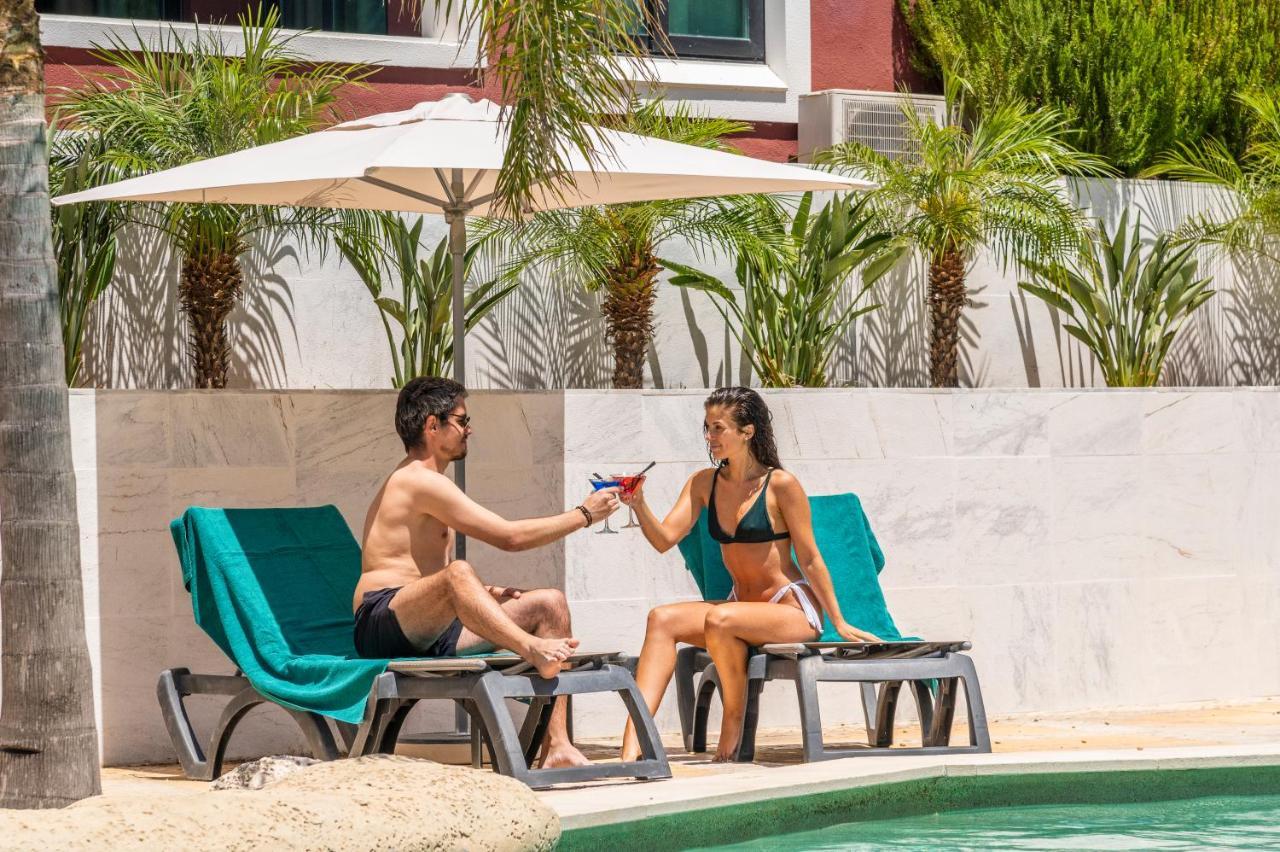 Topazio Vibe Beach Hotel & Apartments - Adults Friendly Albufeira Kültér fotó