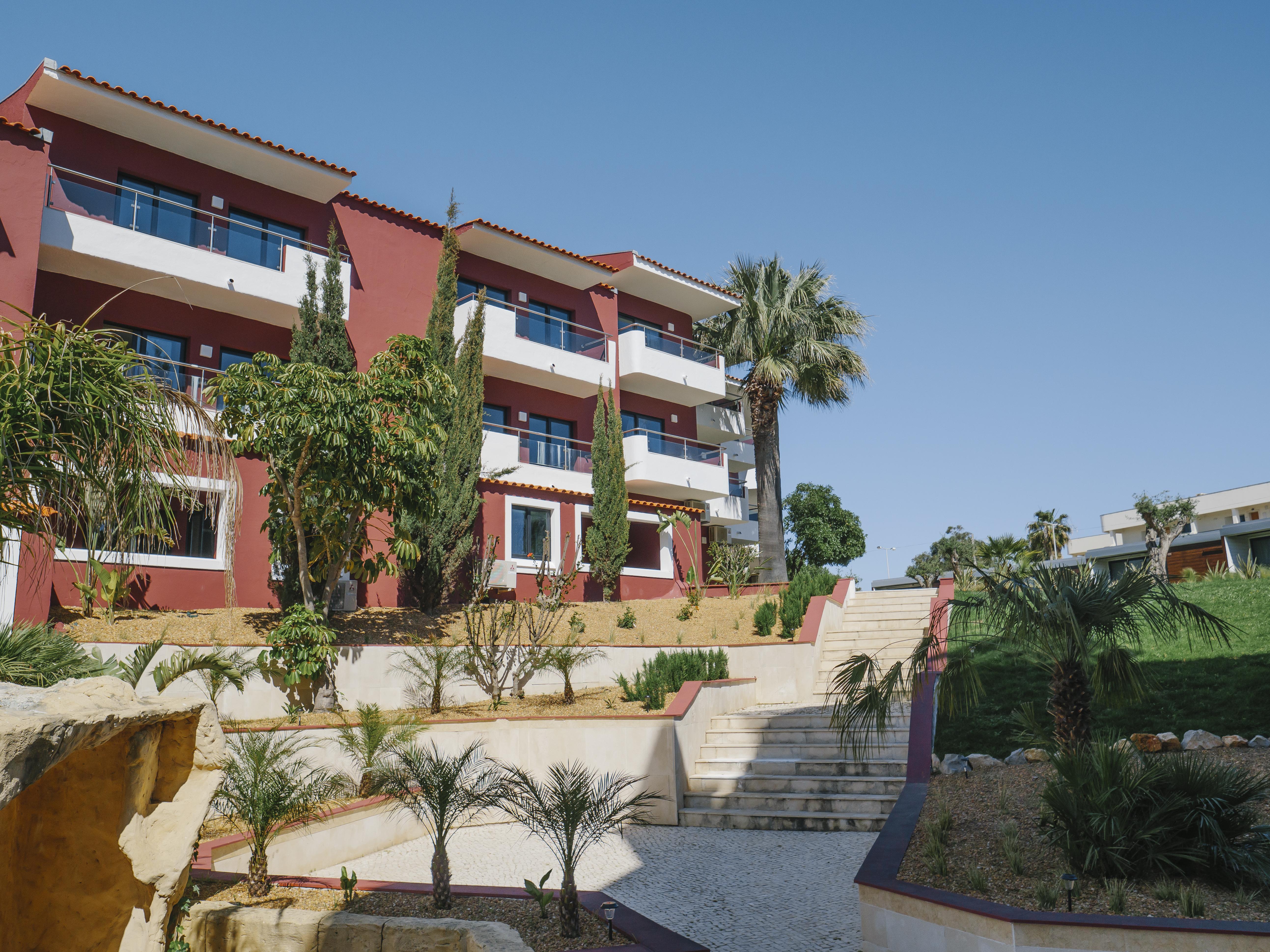 Topazio Vibe Beach Hotel & Apartments - Adults Friendly Albufeira Kültér fotó