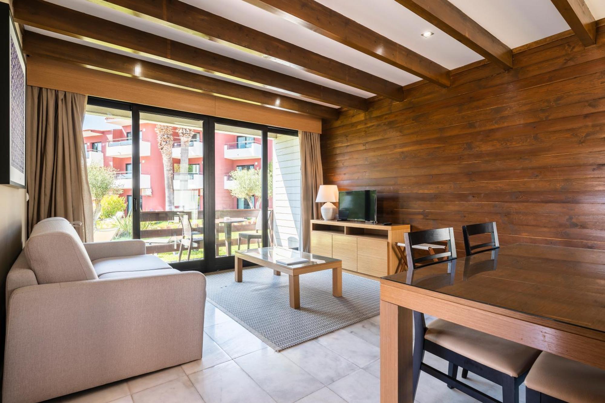 Topazio Vibe Beach Hotel & Apartments - Adults Friendly Albufeira Szoba fotó
